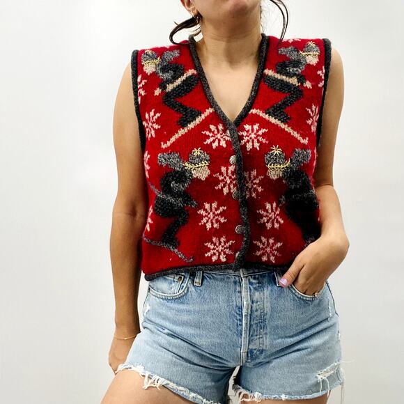 Vintage Christmas Red Sweater Vest - Picture 6 of 6